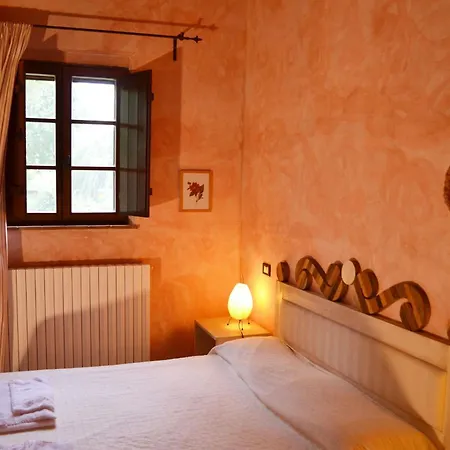 Apartment Scuderia Del Borgo, Wifi, Perugia *